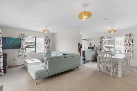 Photo of property in 3/83 Glendale Road, Glen Eden, Auckland, 0602