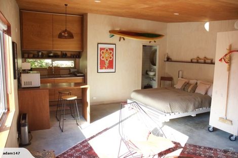 Photo of property in 203 Houghton Bay Road, Houghton Bay, Wellington, 6023