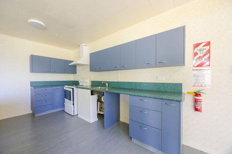 Photo of property in 16 Anderson Road, Taradale, Napier, 4112