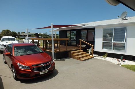 Photo of property in 417 Matarangi Drive, Matarangi, Whitianga, 3592