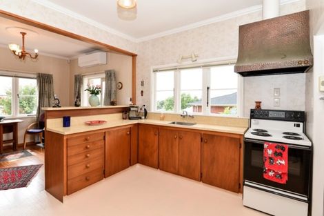 Photo of property in 6 Tarbett Road, Hillcrest, Hamilton, 3216