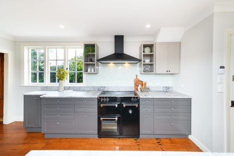 Photo of property in 38 Langston Avenue, Palmerston North, 4414