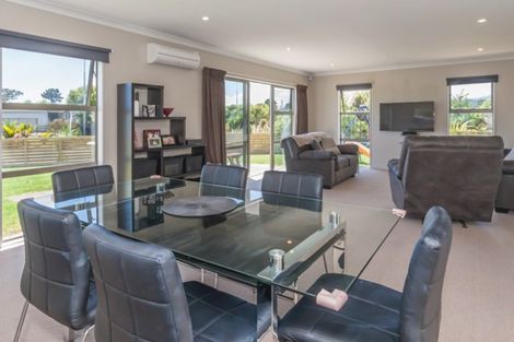 Photo of property in 4 Tamihana Street, Otaki, 5512