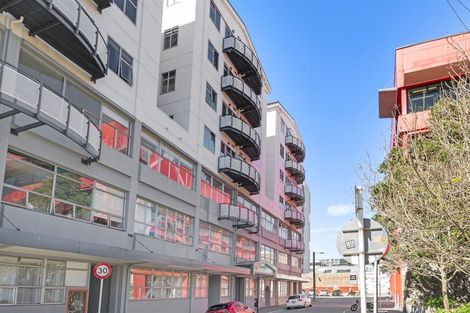 Photo of property in City Lodge, 507/115 Vivian Street, Te Aro, Wellington, 6011