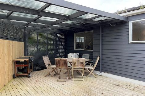 Photo of property in 27 Park Hill Road, Birkenhead, Auckland, 0626