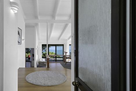 Photo of property in 200 Te Wahapu Road, Russell, 0272