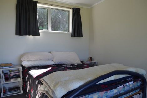 Photo of property in 22 Puriri Place, Tuateawa, Coromandel, 3583