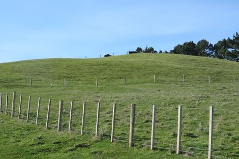 Photo of property in 668c Old Hill Road, Porangahau, 4291