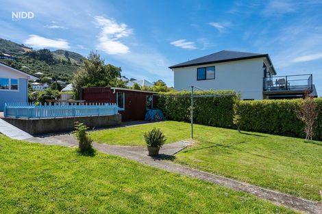 Photo of property in 9 Athol Place, Ravensbourne, Dunedin, 9022