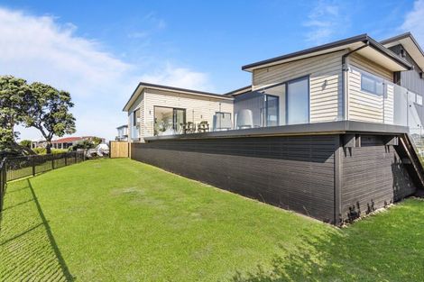 Photo of property in 84 Ardern Avenue, Stanmore Bay, Whangaparaoa, 0932
