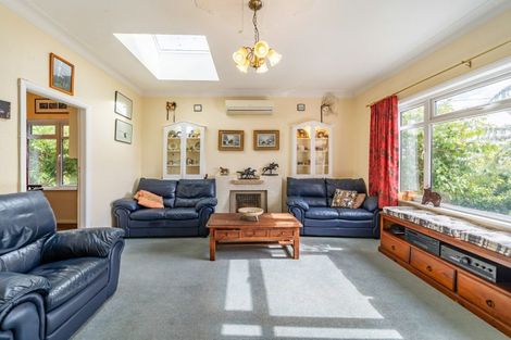 Photo of property in 35 Nottingham Street, Karori, Wellington, 6012