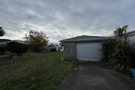 Photo of property in 14 Burden Avenue, Wainuiomata, Lower Hutt, 5014