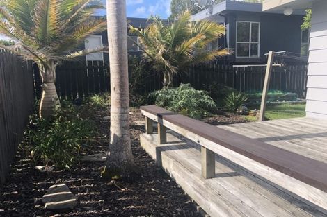 Photo of property in 1 Moa Place, Onerahi, Whangarei, 0110