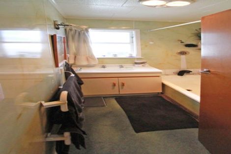 Photo of property in 113 Wood Street, Wainuiomata, Lower Hutt, 5014