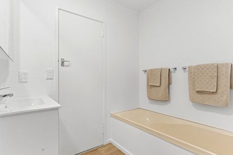 Photo of property in 125 Oceanbeach Road, Mount Maunganui, 3116