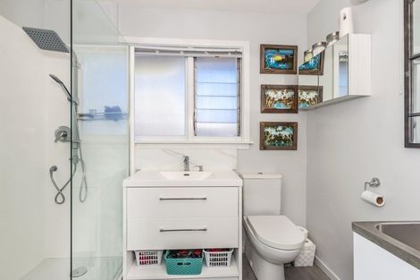 Photo of property in 3/7a Curletts Road, Sockburn, Christchurch, 8042