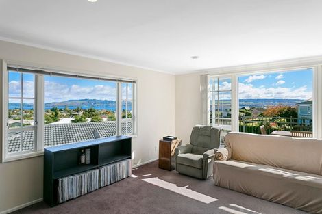 Photo of property in 3 Battersea Place, Richmond Heights, Taupo, 3330