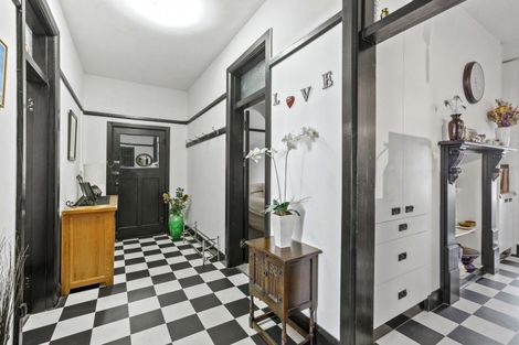 Photo of property in 127/8a Saint Aubyn Street, New Plymouth, 4310