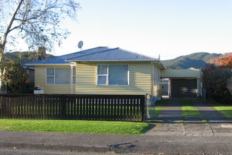 Photo of property in 10 Totara Street, Wainuiomata, Lower Hutt, 5014