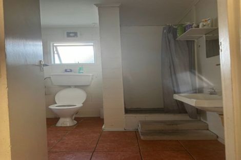 Photo of property in 4 Waimana Road, Conifer Grove, Takanini, 2112