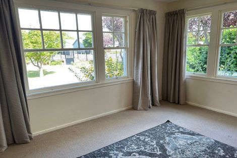 Photo of property in 176 Ilam Road, Ilam, Christchurch, 8041