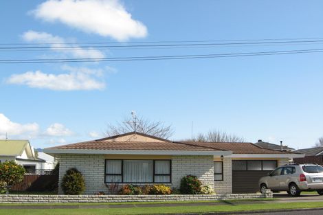 Photo of property in 1 Price Street, Westown, New Plymouth, 4310