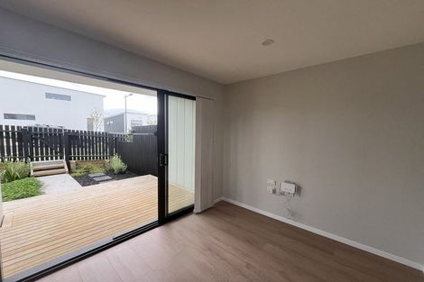 Photo of property in 54 Huri Street, Mangere Bridge, Auckland, 2022