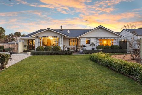 Photo of property in 2 Church Street, Amberley, 7410