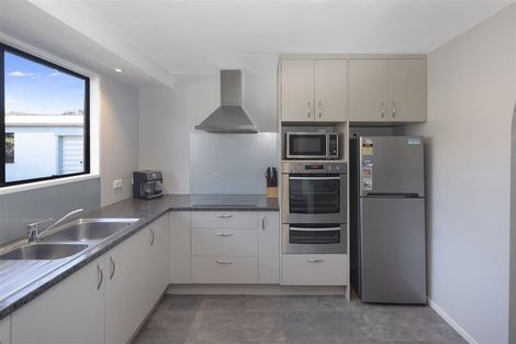 Photo of property in 108 Reynolds Avenue, Bishopdale, Christchurch, 8053