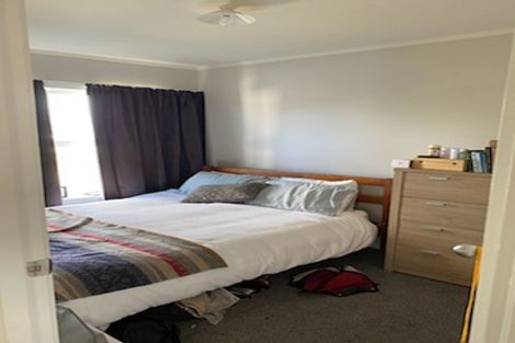 Photo of property in 1/22 Norcross Avenue, Henderson, Auckland, 0612