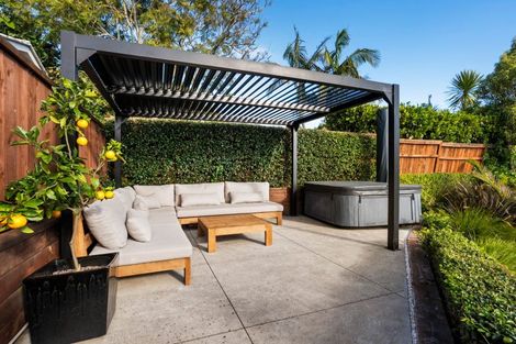Photo of property in 20 Derby Street, Devonport, Auckland, 0624