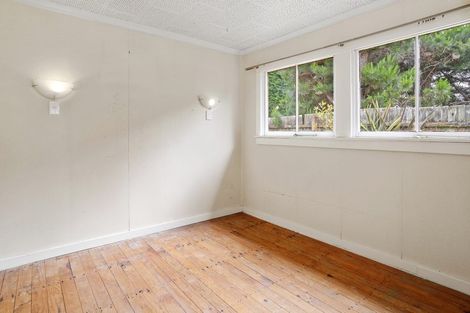 Photo of property in 10 Chamberlain Avenue, Amberley, 7481