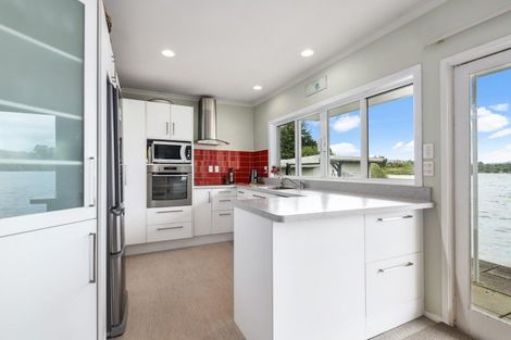 Photo of property in 127 Okere Road, Okere Falls, Rotorua, 3074