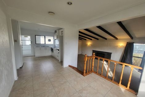 Photo of property in 18 Mclean Avenue, Papatoetoe, Auckland, 2025