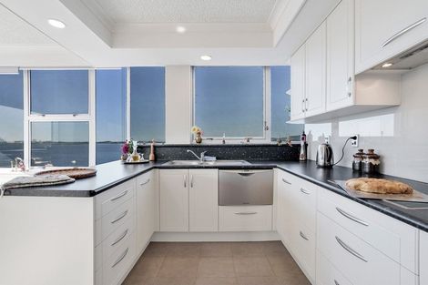 Photo of property in Elizabeth Height Apartments, 8 Elizabeth Street, Tauranga, 3110