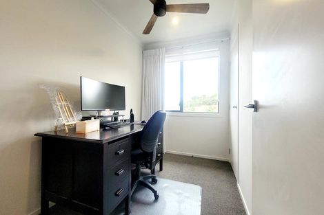 Photo of property in 3 Holystone Road, Whitby, Porirua, 5024