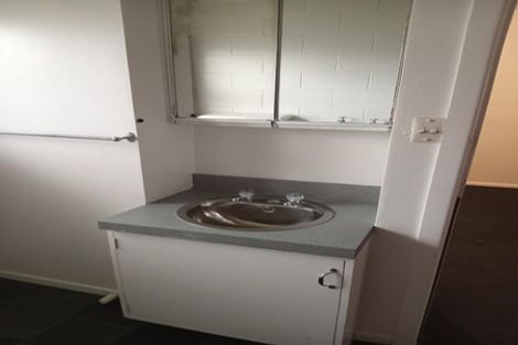 Photo of property in 3 Avenue Road, Foxton, 4814