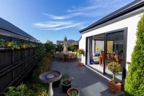 Photo of property in 7 Whitau Place, Marshland, Christchurch, 8083