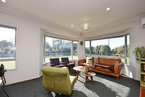 Photo of property in 130 Oreti Road, Otatara, Invercargill, 9879