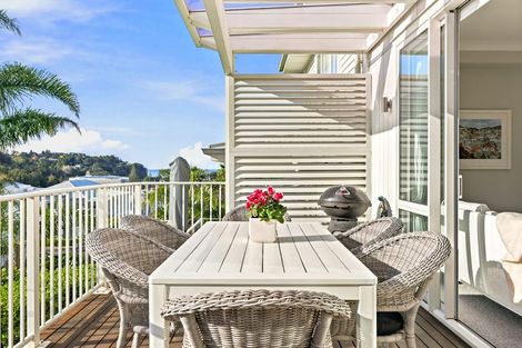 Photo of property in 56 Panorama Heights, Orewa, 0931