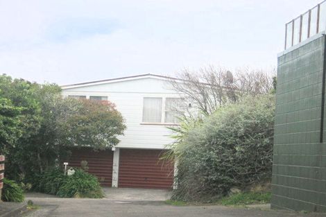 Photo of property in 265 Dowse Drive, Maungaraki, Lower Hutt, 5010