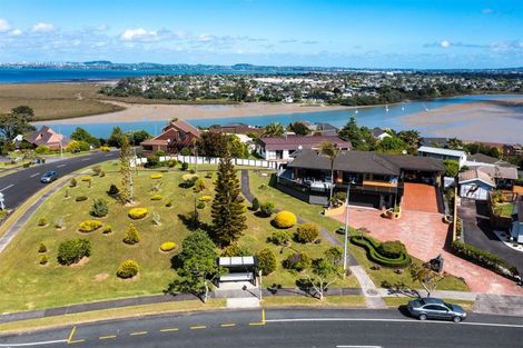 Photo of property in 161 Luckens Road, West Harbour, Auckland, 0618