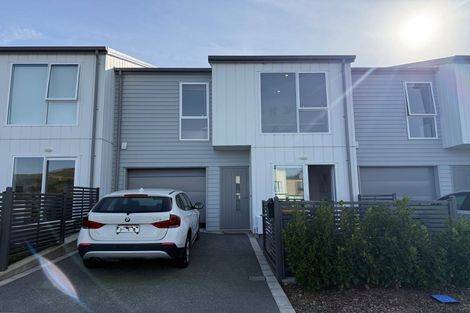 Photo of property in 77 Hokioi Drive, Kenepuru, Porirua, 5022