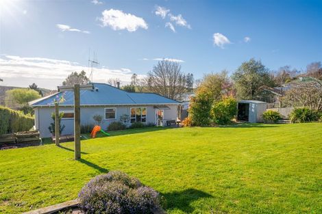 Photo of property in 28 Solway Street, Holmes Hill, Oamaru, 9401