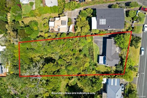 Photo of property in 63 Woodlands Crescent, Browns Bay, Auckland, 0630