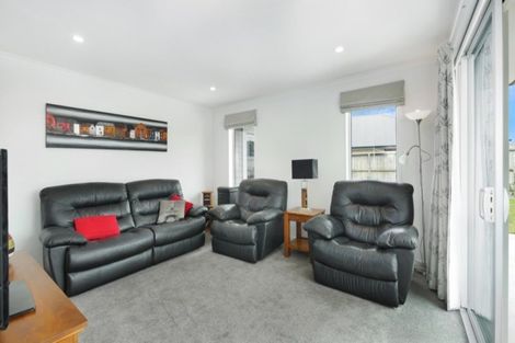 Photo of property in 13 Bethany Road, Rolleston, 7614