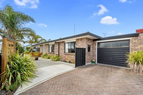 Photo of property in 96a Dickson Road, Papamoa Beach, Papamoa, 3118