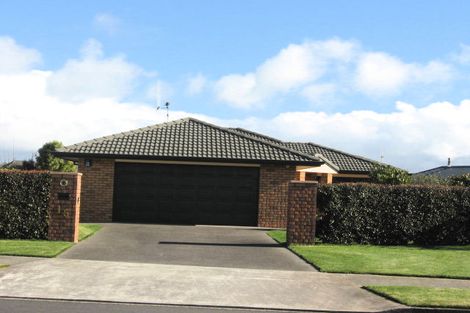 Photo of property in 15 Drumfearn Place, Rototuna, Hamilton, 3210