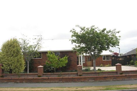 Photo of property in 7 Flaxgrove Place, Parklands, Christchurch, 8083