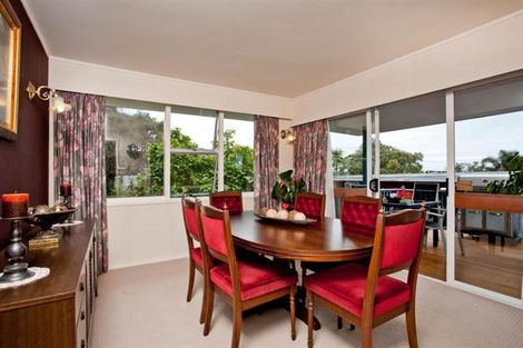 Photo of property in 1 Hume Drive, Hillcrest, Auckland, 0627